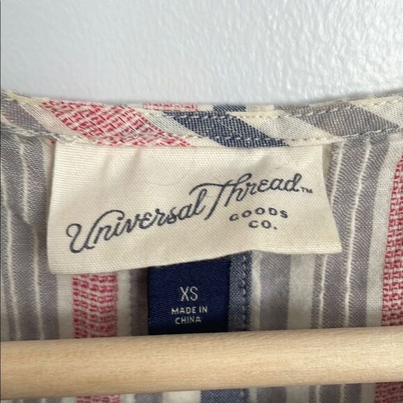 🔵Universal Thread Pink and Blue Sleeveless Tank Top women xs - Picture 3 of 7